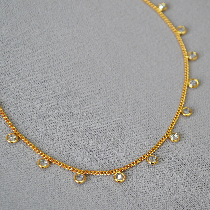 Collana a catena corta con clavicola