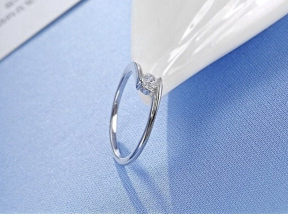 Bague femme classic forme CZ Crystal en Argent