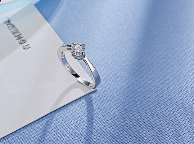 Anello da donna classico semplice