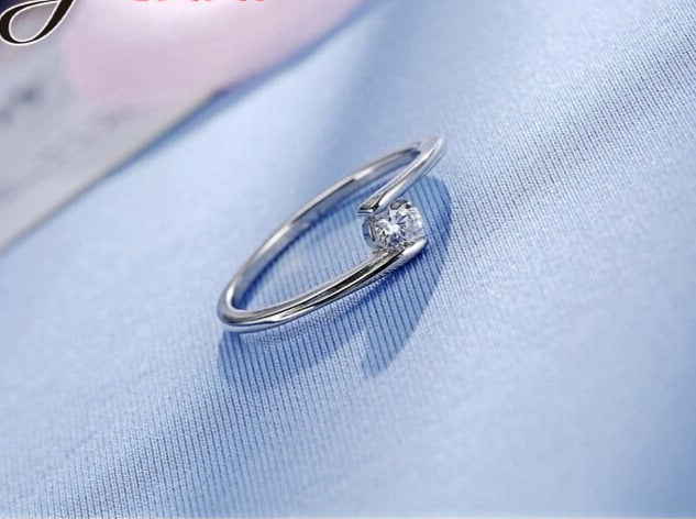 Bague femme classic forme CZ Crystal en Argent