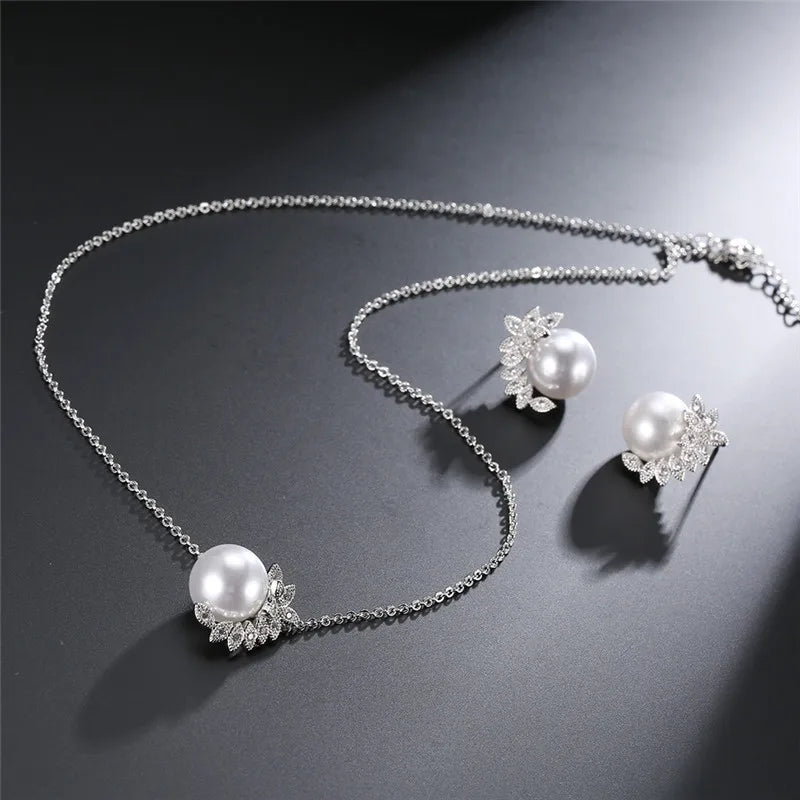 Ensemble de Bijoux Tendance en Perles Imitation et Zircon Cubique