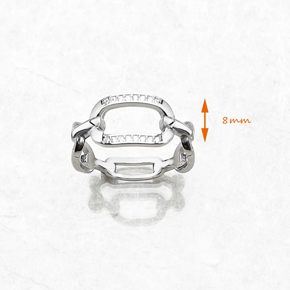 Découvrez la Bague en Argent Sterling 925 - Design Link Élégant
