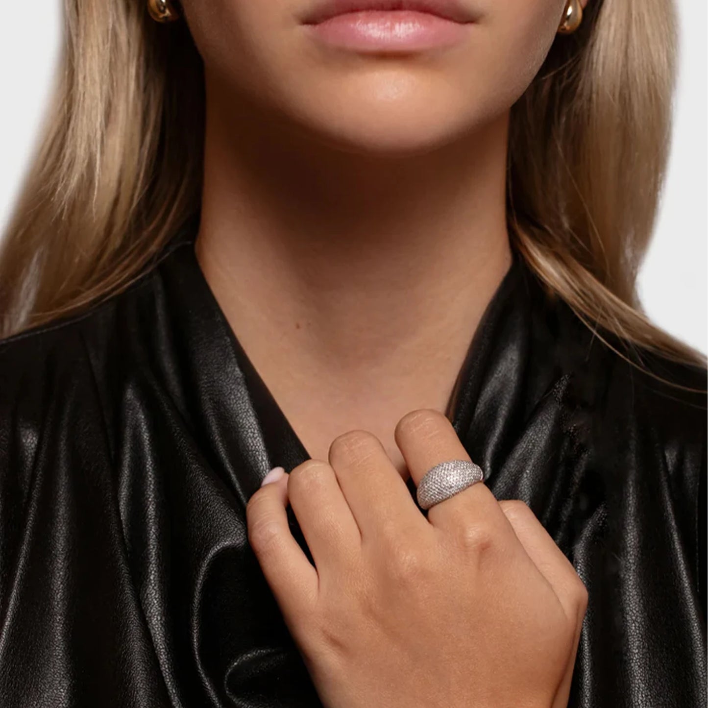 bague Femme en Argent avec Cyanite et Zircons, Élégance Classique pour Fiançailles et Mariages