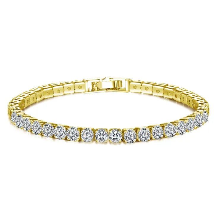 Una o tre file piene di bracciali con diamanti e zirconi