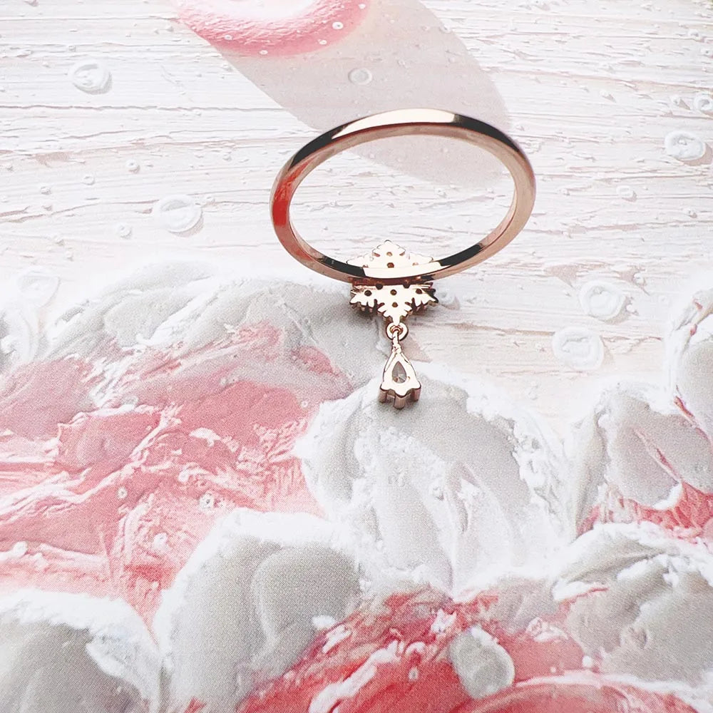 Bague Flocon de Neige Or Rose - Pierres Blanches - Bijoux Fins - Cadeau d'Hiver Romantique pour Femmes en Argent Sterling 925