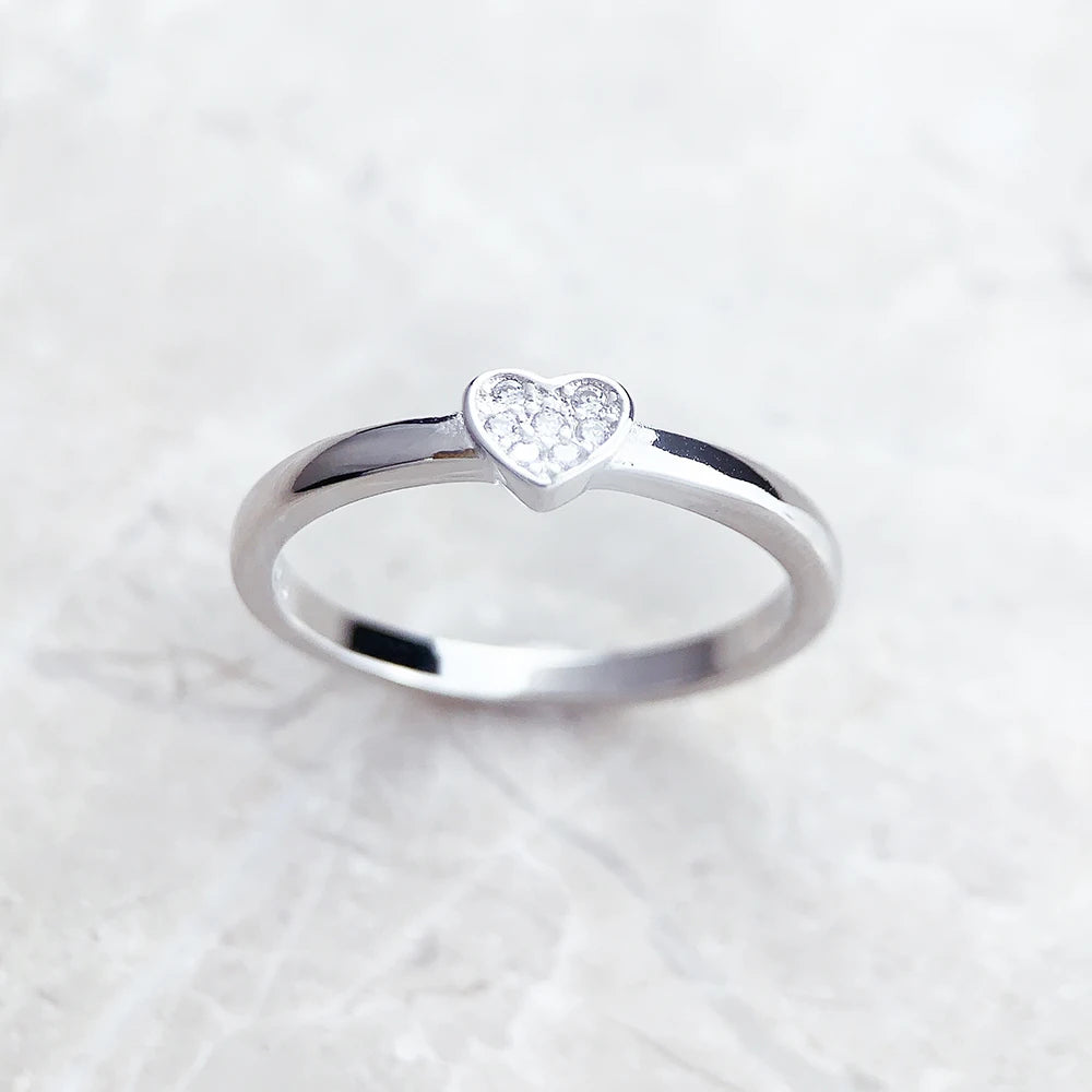 Bague Cœur d'Amour - Style Européen - Bijou Raffiné pour Femmes - Cadeau Romantique d'Été en Argent Sterling 925