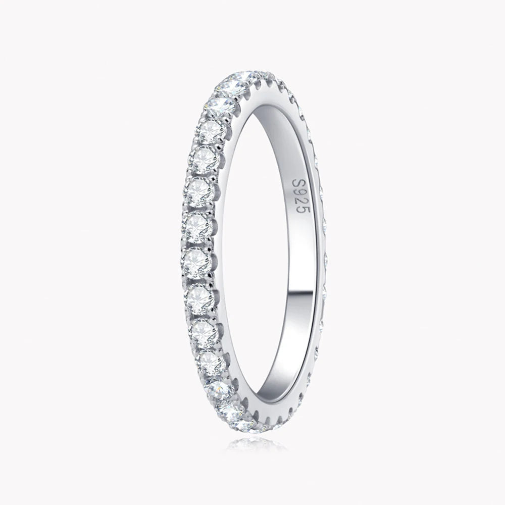 Bague Éternité en Or Blanc 18k avec Moissanite