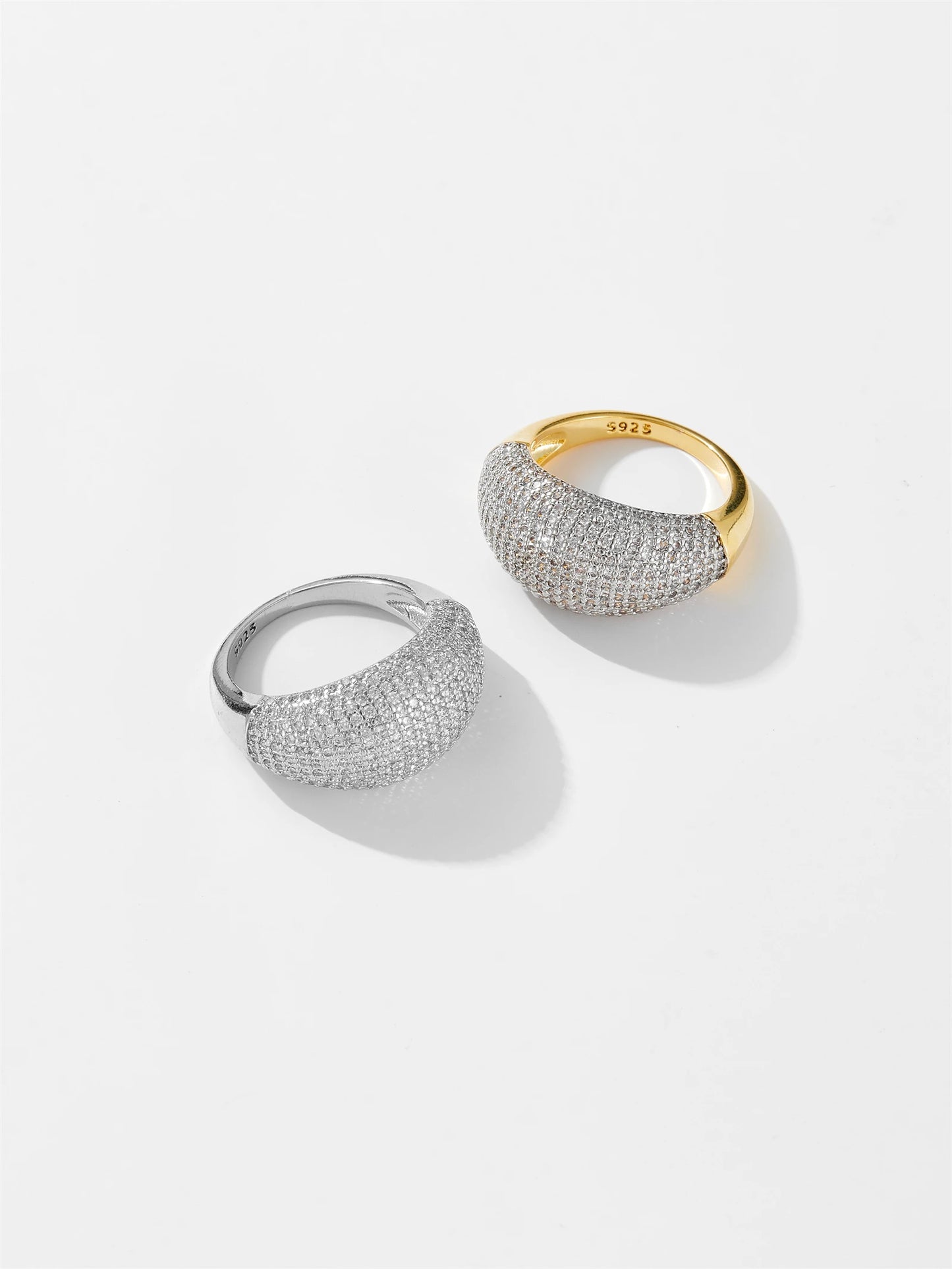 bague Femme en Argent avec Cyanite et Zircons, Élégance Classique pour Fiançailles et Mariages