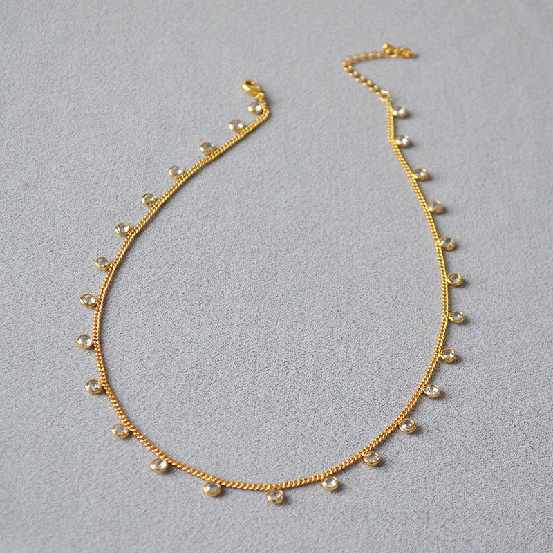 Collana a catena corta con clavicola