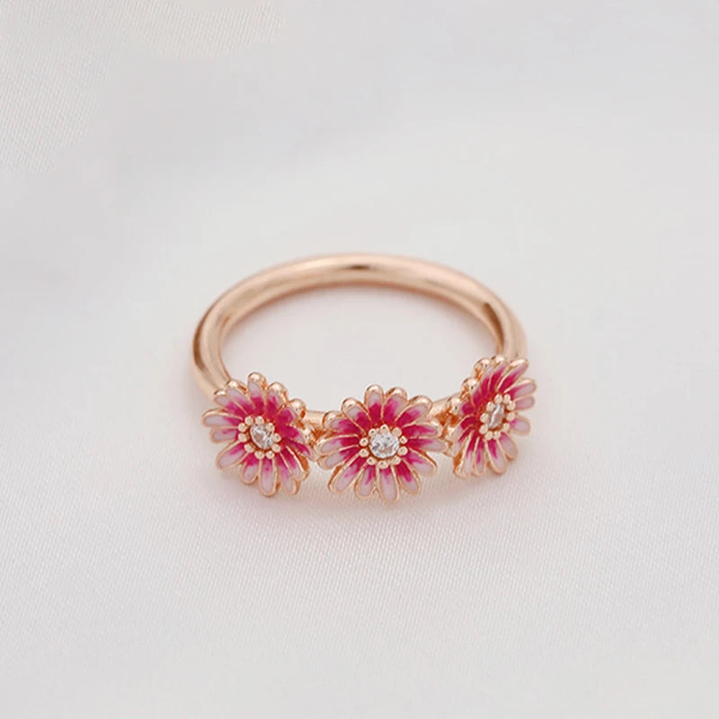 Collection daisy flower ring and matching earings