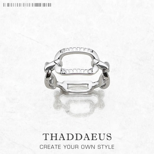 Découvrez la Bague en Argent Sterling 925 - Design Link Élégant