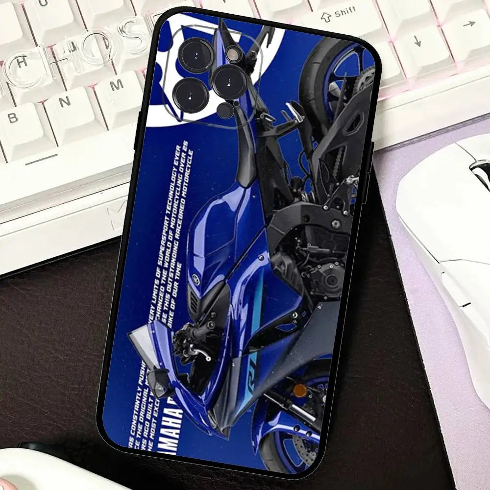 Coque Silicone Motif YAMAHA pour iPhone 11 à 17 – Pro, Pro Max, Plus, Mini